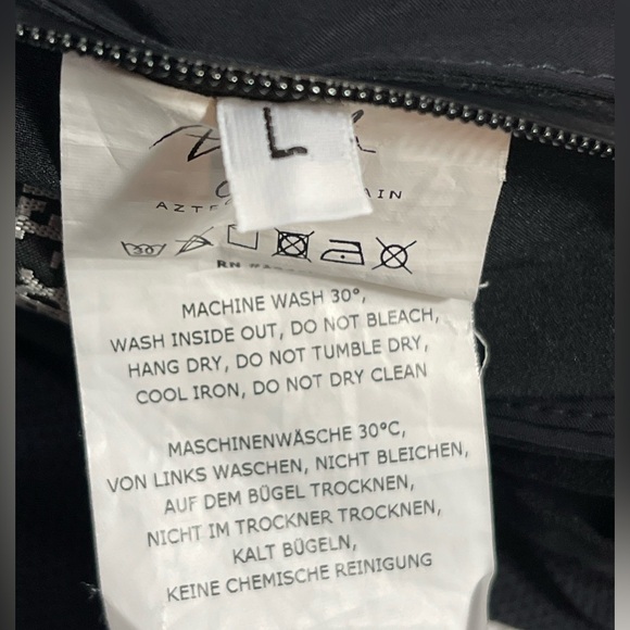 Aztech Mountain Nuke Suit Quilted Hooded Down Ski Jacket. Size: L - Picture 9 of 9